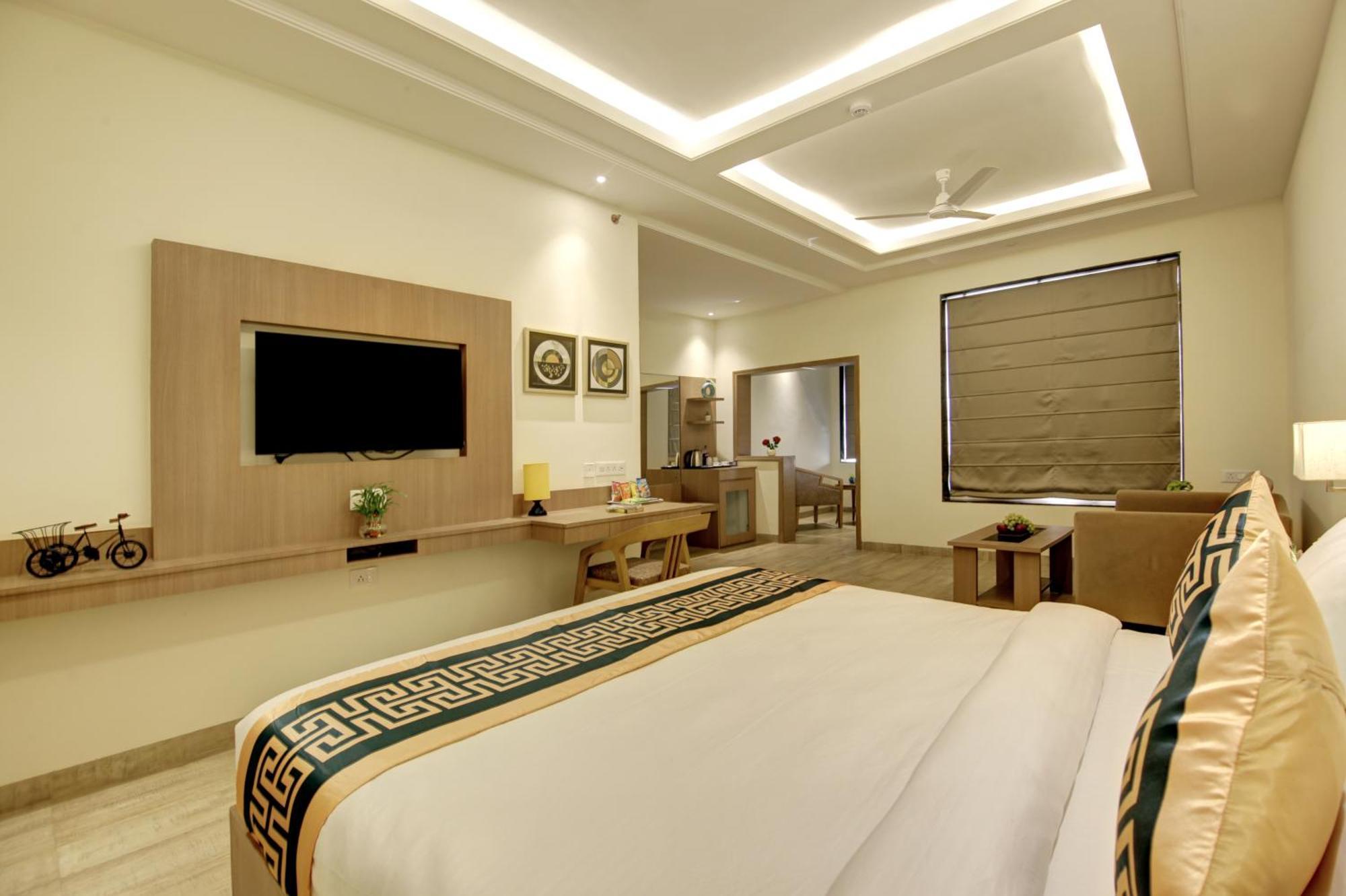 Hotel Grand City Lite 4*