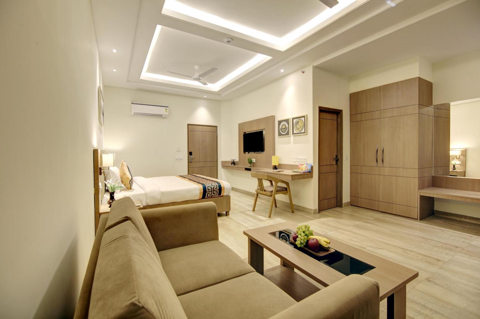 Hotel Grand City Lite 4*
